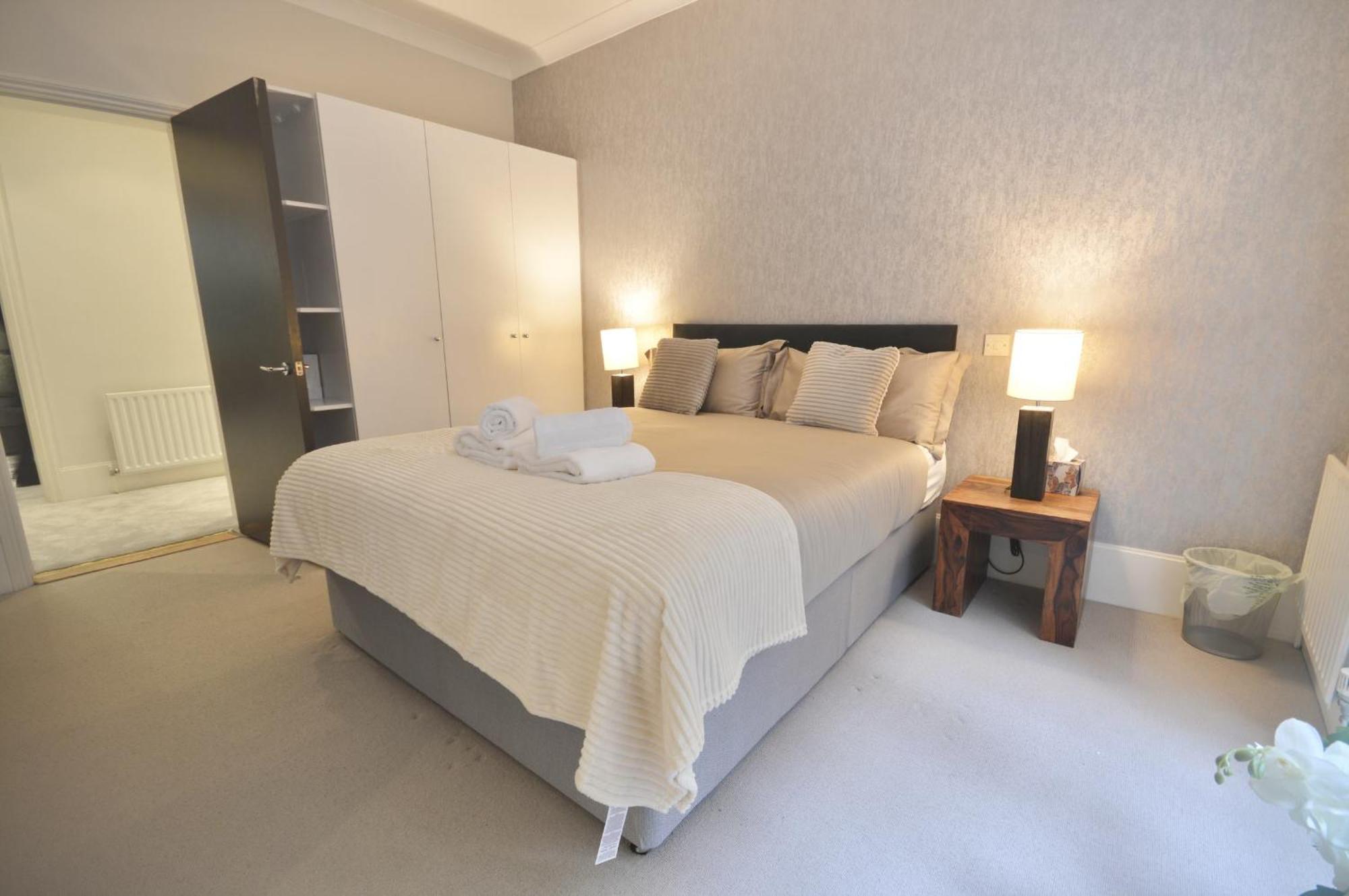 לונדון Kensington Apartment, Breakfast, 2 Baths מראה חיצוני תמונה